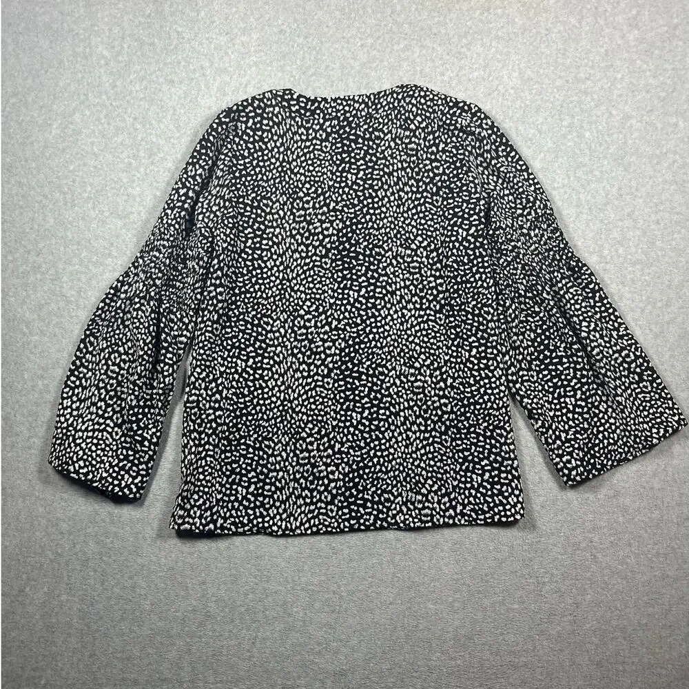 Michael Kors Blouse Top Women's Size Small Black and White V-Neck Bell Sleeve